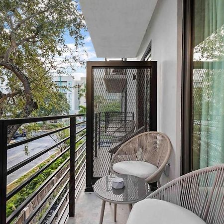 Pretty Rola 202 Modern Industrial Apt W King Bed Fort Lauderdale Dış mekan fotoğraf